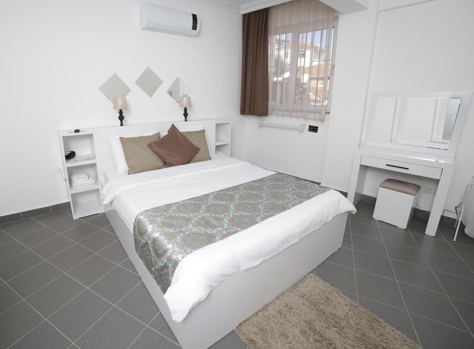 Mai Rooms By Downtown Fethiye Exterior foto